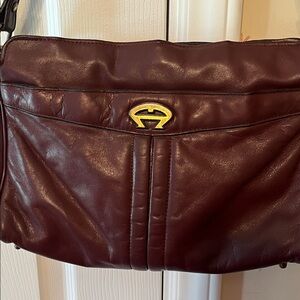Elegant Burgundy Leather Ladies Bag